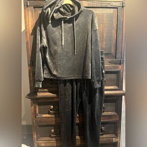 UGG New Velour Hoodie and Jogger Set Sz S